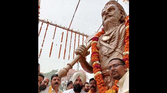 MLAs Rajinderpal Kaur Chhina, Kulwant Singh Sidhu, Madan Lal Bagga unveiling the statue of Lord Parshuram Ji at a park near Dholewal Chowk in Ludhiana on May 03, 2022. (HT PHOTO)