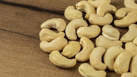 Nuts and dried fruits like peanuts, dates, cashewnuts also help to maintain the estrogen levels.(Pixabay)