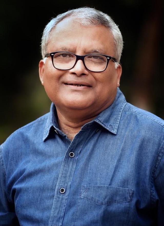Author Vikas Kumar Jha (Courtesy the publisher)