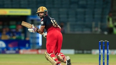 Pune: Virat Kohli of Royal Challengers Bangalore plays a shot during the 49th T20 cricket match of the Indian Premier League 2022 (IPL season 15), between the Royal Challengers Bangalore and the Chennai Super Kings, at MCA International Stadium in Pune, Wednesday, May 4, 2022. (Sportzpics for IPL/PTI Photo)(PTI05_04_2022_000186A) (PTI) Pune: Virat Kohli of Royal Challengers Bangalore plays a shot during the 49th T20 cricket match of the Indian Premier League 2022 (IPL season 15), between the Royal Challengers Bangalore and the Chennai Super Kings, at MCA International Stadium in Pune, Wednesday, May 4, 2022. (Sportzpics for IPL/PTI Photo)(PTI05_04_2022_000186A) (PTI)