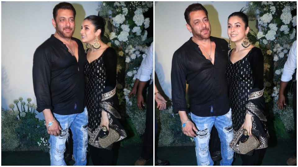 Shehnaaz Gill poses with Salman Khan(HT Photo/Varinder Chawla)