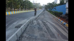 Thane Municipal Corporation has planned an 850m-long and 3.6m-wide cycle track opposite Siddhachal Phase 6 in Thane. Likewise, Kalyan Dombivli Municipal Corporation is also coming up with a dedicated cycle track. (PRAFUL GANGURDE/HT PHOTO)