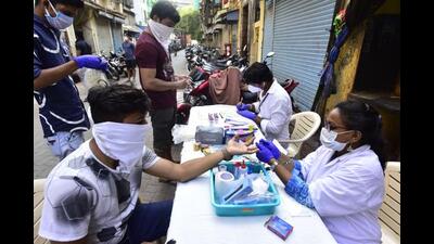 In the blood donation camp held on May 1, 935 units of blood was collected. (Anshuman Poyrekar/HT File Photo) In the blood donation camp held on May 1, 935 units of blood was collected. (Anshuman Poyrekar/HT File Photo)