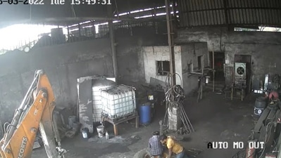 Two workers killed after tyre of the JCB bulldozer burst. (Screengrab from viral video)