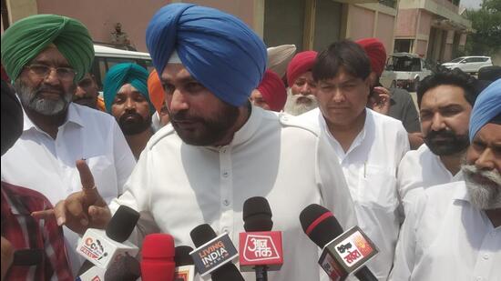 Navjot Sidhu alleges paddy seeds scam under AAP’s watch - Hindustan Times