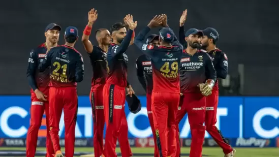 RCB players in action. (IPL)