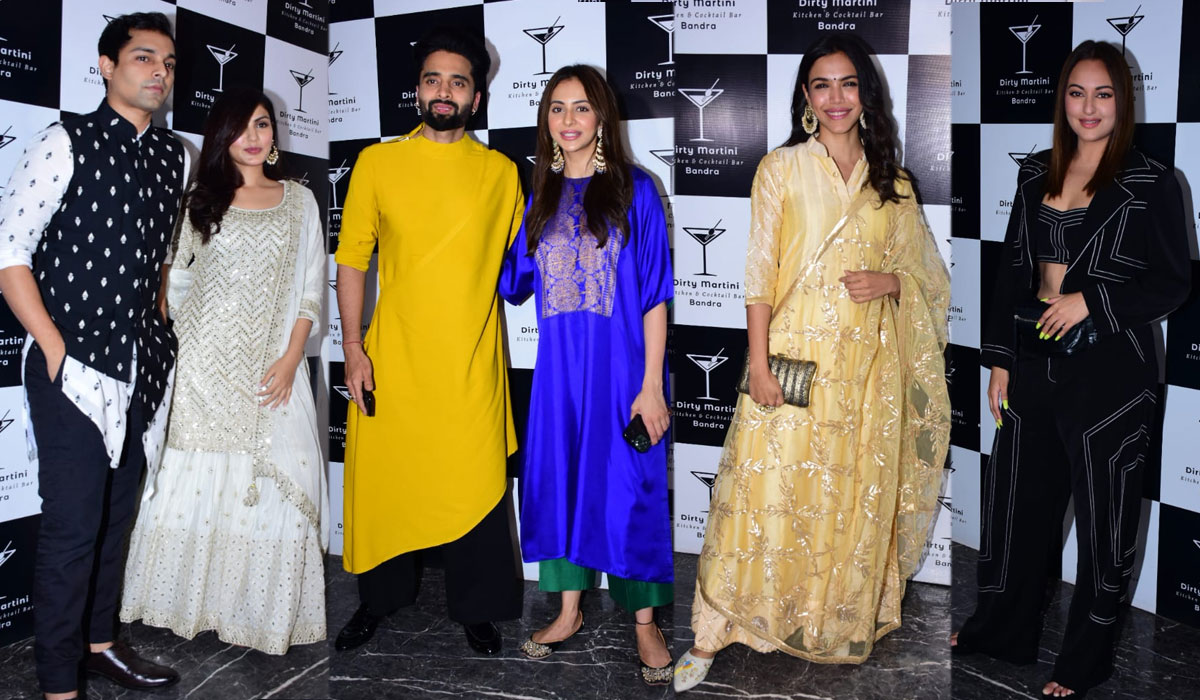 Rhea Chakraborty with brother Showik, Jackky Bhagnani and Rakul Preet Singh, Shriya Pilgaonkar, Sonakshi Sinha at the party. (Varinder Chawla)