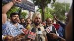In a major embarrassment, the Punjab Police failed to bring Delhi BJP leader Tajinder Singh Bagga, booked on charges of making provocative statements, promoting enmity and criminal intimidation, to Mohali after arresting him from his house in Delhi. In a major embarrassment, the Punjab Police failed to bring Delhi BJP leader Tajinder Singh Bagga, booked on charges of making provocative statements, promoting enmity and criminal intimidation, to Mohali after arresting him from his house in Delhi.