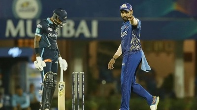 Hardik Pandya and Rohit Sharma (IPLt20.com) Hardik Pandya and Rohit Sharma (IPLt20.com)