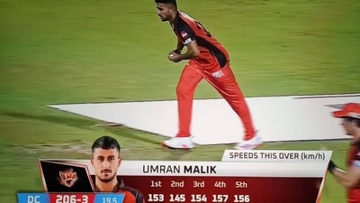 Umran Malik in action against Delhi Capitals (Twitter)