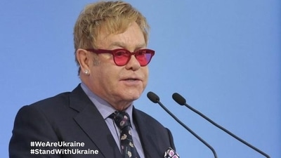 Celebrity singer Elton John paid a visit to Mariupol. (MFA_Ukraine)