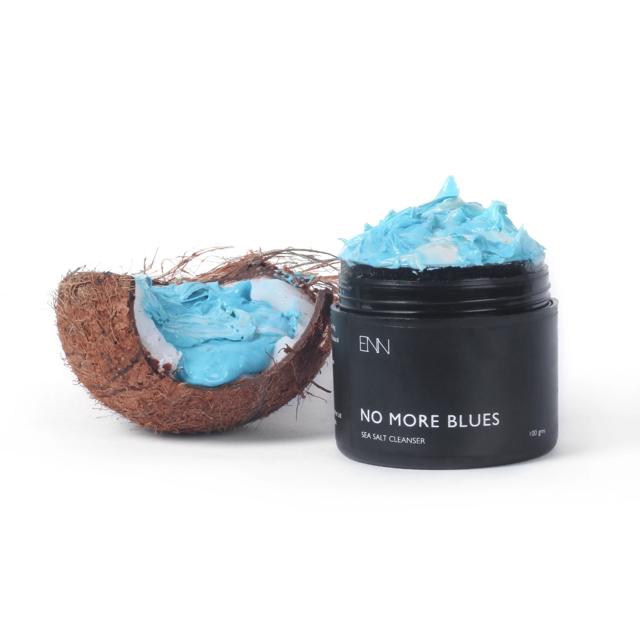 The No More Blues Oil Control face cleanser by ENN is an excellent solution to clean pores, sooth irritation and calm the skin