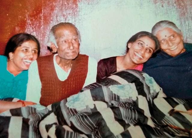 Seema with her parents and elder sister Neeru Seema with her parents and elder sister Neeru