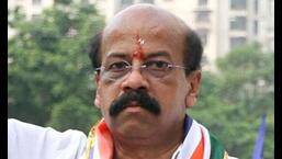Former Thane Municipal Corporation standing committee chairman and ex-MNS corporator, Sudhakar Chavan, succumbed to multiple organs failure on Saturday. (PRAFUL GANGURDE/HT PHOTO)