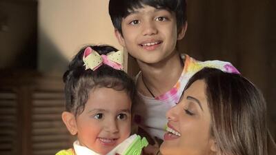 Actor Shilpa Shetty Kundra is a mother to two- Viaan and Samisha. Actor Shilpa Shetty Kundra is a mother to two- Viaan and Samisha.