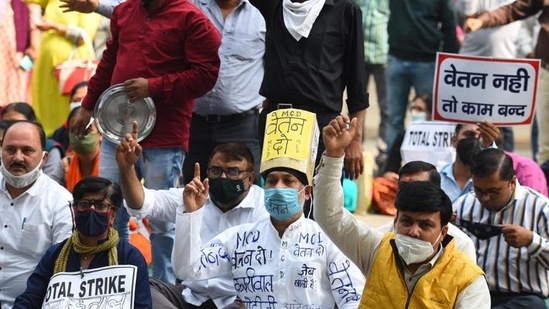 Municipal teachers protest in November 2020. (Raj K Raj/HT Archive)