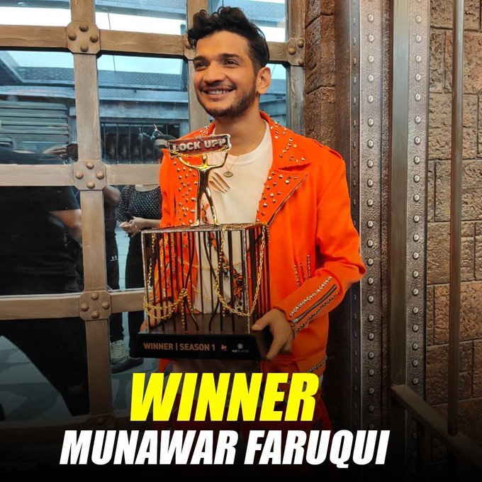 Munawar Faruqui posing with his trophy. Munawar Faruqui posing with his trophy.