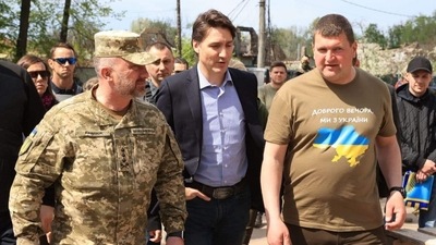 Canadian Prime Minister Justin Trudeau in Irpin Town of Ukraine.&nbsp; (Twitter/The Kyiv Independent)
