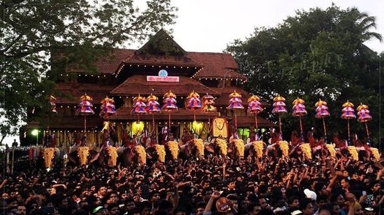 Over 200 artistes are known to participate in 'Madathil varavu,' one of the major events in Thrissur Pooram.(Pinterest)