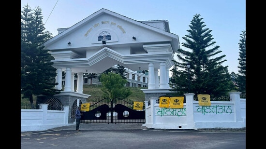 Khalistan flags were found tied on the main gate and slogans scrawled on the walls of the Himachal Pradesh legislative assembly complex at Dharamshala in Kangra district, Himachal Pradesh (HT Photo)