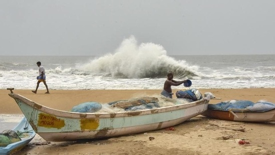 Cyclone Asani is expected to intensify into a severe cyclonic storm later on Sunday, May 8, 2022, according to the India Meteorological Department's (IMD) forecast.(PTI)