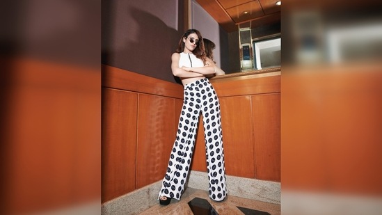 Fatima Sana Shaikh was styled by Akshita Singh and Khushi Bhatia. Her hair was done by Humera Shaikh and makeup by Tulsi Solanki.(Instagram/@fatimasanashaikh)