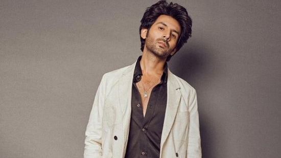 Kartik Aaryan will soon be seen in Bhool Bhulaiyaa 2. Kartik Aaryan will soon be seen in Bhool Bhulaiyaa 2.