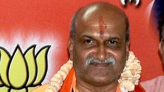 Sri Rama Sene chief Pramod Muthalik on Sunday said the playing of Hanuman Chalisa or Suprabhata or Omkara or devotional songs will commence at over 1,000 temples in Karnataka at 5 AM from May 9(PTI File Photo)