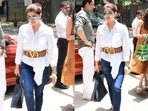Waist belts can help glam up any look effortlessly.