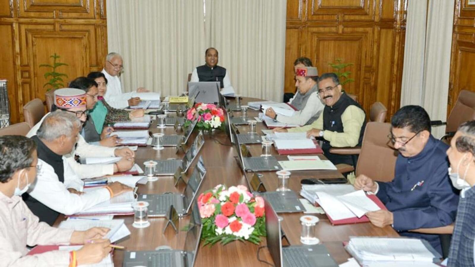 HP approves 200 posts of Ayurveda medical officers Hindustan