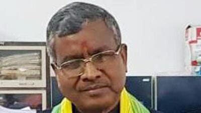 Babulal Marandi merged Jharkhand Vikas Morcha (Prajatantrik) with the BJP in February 2020 after suspending his two other party legislators, Pradeep Yadav and Bandhu Tirkey. (HT File Photo)
