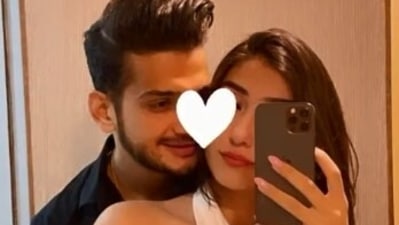Munwar Faruqui shared a picture with a woman after Lock Upp came to an end. Munwar Faruqui shared a picture with a woman after Lock Upp came to an end. 