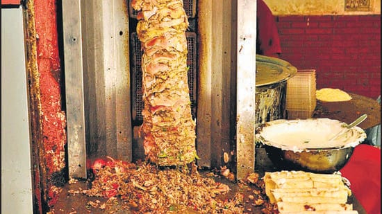 During the drive against food adulteration, over 500 kg stale meat and 6,000 kg fish laced with chemicals were seized in Kerala. (HT Archives)