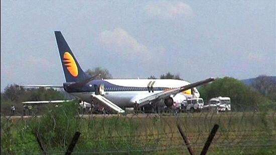 Centre presents safety clearance to new Jet Airways promoters