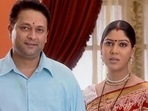 Sakshi Tanwar and Kiran Karmarkar as Parvati and Om Aggarwal in Kahaani Ghar Ghar Kii. Sakshi Tanwar and Kiran Karmarkar as Parvati and Om Aggarwal in Kahaani Ghar Ghar Kii.