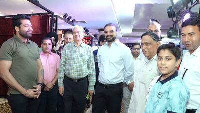 Dealers at textile dealers’ meet organised by Monte Carlo Fashions in Ludhiana. (HT PHOTO) Dealers at textile dealers’ meet organised by Monte Carlo Fashions in Ludhiana. (HT PHOTO)