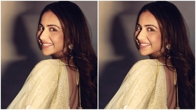 In minimal makeup, golden earrings and tresses left open in wavy curls, Rakul Preet looked ravishing. (Instagram/@rakulpreet)