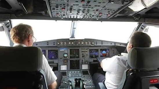 DGCA suspends pilots, cabin-crew members for failing pre-flight alcohol tests(Representative image/HT PHOTO)