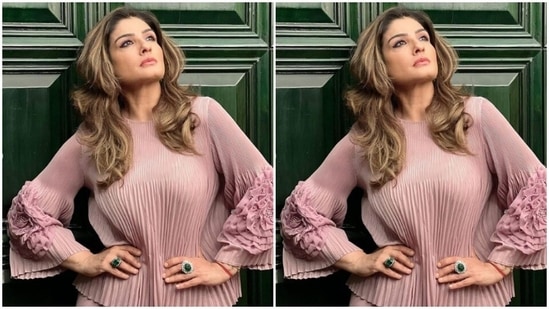 In pink eyeshadow, black eyeliner, drawn eyebrows, contoured cheeks and a shade of nude lipstick, Raveena looked summer fashion ready.(Instagram/@officialraveenatandon)