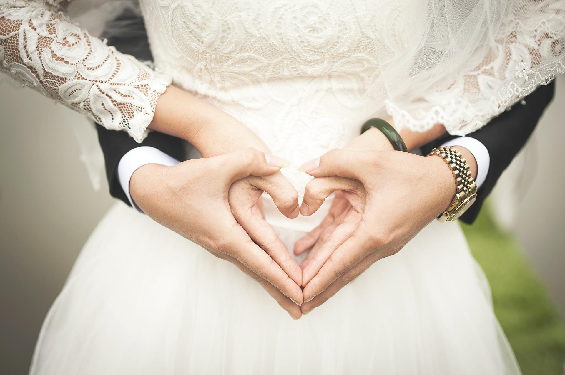 Daily Love and Relationship Horoscope 2022: Find out love predictions for August 18. Daily Love and Relationship Horoscope 2022: Find out love predictions for August 18.