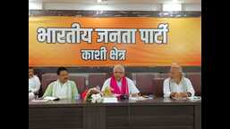 Bharatiya Janata Party’s national general secretary (organization) BL Santhosh in a meeting of regional office-bearers and BJP district unit heads in Varanasi. (HT)