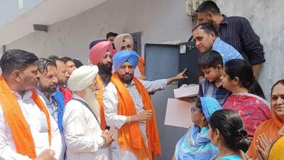 AAP MLA Daljit Singh Bhola Grewal during inauguration of a new tubewell at New Subhash Nagar in Ludhiana. (Harvinder Singh/HT)