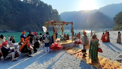 3. Rishikesh - Rishikesh will be the ideal place for a beautiful and offbeat summer wedding, with vows and promises exchanged right alongside the holy Ganga. Rishikesh, located in the Himalayan foothills, is a quiet and beautiful destination that might be one of the most divine wedding venues. Since the wedding is being placed in one of India's holiest cities, the guests will be pleased to be there. The gorgeous background, gentle breeze and vibrant, colourful wedding decor will be the cherry on top. Of course, the newlyweds will be blessed with the opportunity to begin their new life together by participating in the holy Aarti in the presence of their loved ones. (Twitter/SummitHRPL) 3. Rishikesh - Rishikesh will be the ideal place for a beautiful and offbeat summer wedding, with vows and promises exchanged right alongside the holy Ganga. Rishikesh, located in the Himalayan foothills, is a quiet and beautiful destination that might be one of the most divine wedding venues. Since the wedding is being placed in one of India's holiest cities, the guests will be pleased to be there. The gorgeous background, gentle breeze and vibrant, colourful wedding decor will be the cherry on top. Of course, the newlyweds will be blessed with the opportunity to begin their new life together by participating in the holy Aarti in the presence of their loved ones. (Twitter/SummitHRPL)