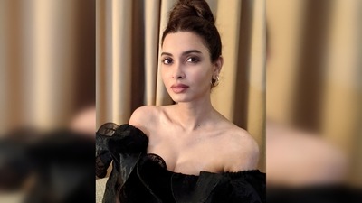 Diana Penty's post garnered more than 70k likes in less than 24 hours. A fan commented saying, “Adorable gorgeous with beautiful smile and soul,” while another wrote, “Absolutely stunning!!.” (Instagram/@dianapenty) Diana Penty's post garnered more than 70k likes in less than 24 hours. A fan commented saying, “Adorable gorgeous with beautiful smile and soul,” while another wrote, “Absolutely stunning!!.” (Instagram/@dianapenty)