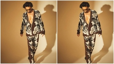 Ranveer’s loungewear came intricately decorated in white floral patterns. In maroon shoes, the actor aced the look. (Instagram/@ranveersingh)