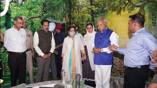 The Nature Interpretation Centre off the ground was inaugurated by UT administrator Banwarilal Purohit at Sukhna Wildlife Sanctuary. (HT Photo)