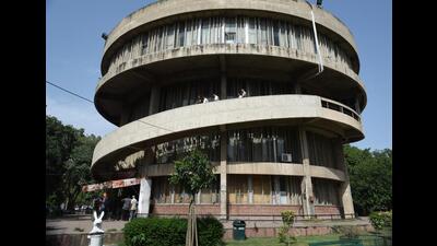 PU informed DAV College that the inspection panel’s report highlighted that MBA admissions for the 2021-2022 session were also offered to students who had not cleared the Common Admission Test (CAT). (HT File)