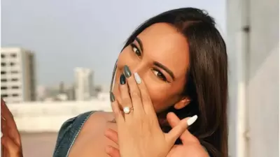 Sonakshi Sinha launches her beauty brand. Sonakshi Sinha launches her beauty brand.