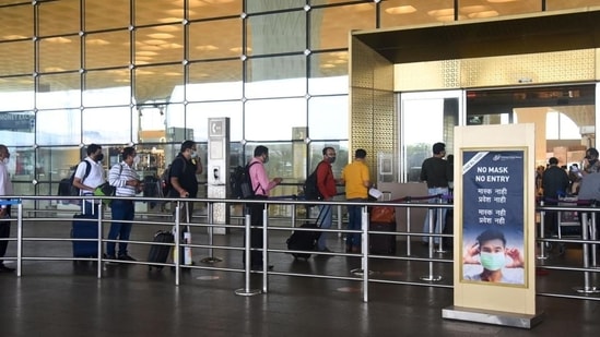 Indian citizens and students travelling overseas will soon be able to take the precaution dose as required by the guidelines of the destination country, Union health minister Mansukh Mandaviya tweeted (HT File Photo/Vijay Bate)