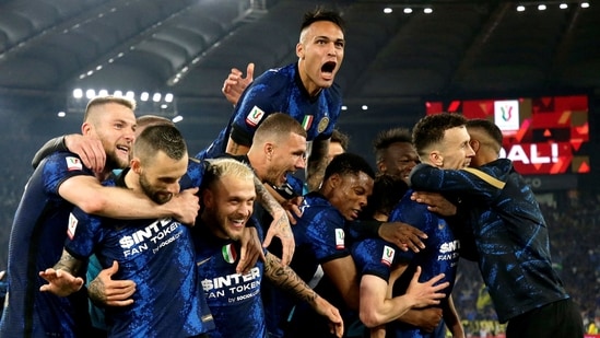 Inter Milan's Ivan Perisic celebrates scoring their fourth goal with teammates.(REUTERS)
